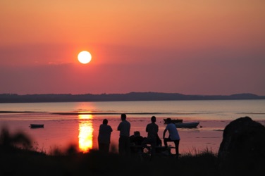 LYSTRUP STRAND - SOLNEDGANG LYSTRUP STRAND - SOLNEDGANG